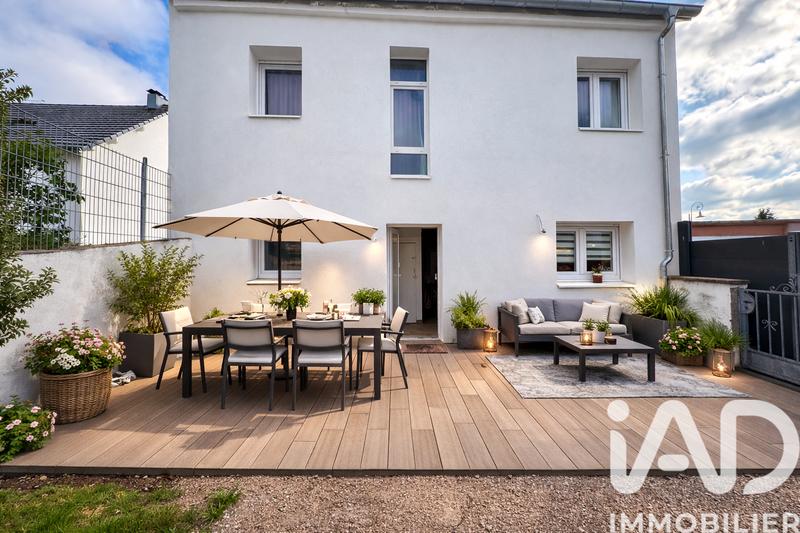 Maison - 122 m² - 4 pièces