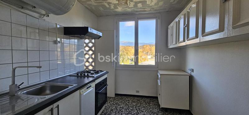 Appartement - 70 m² - 4 pièces