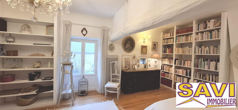 Maison - 190 m² - 6 pièces