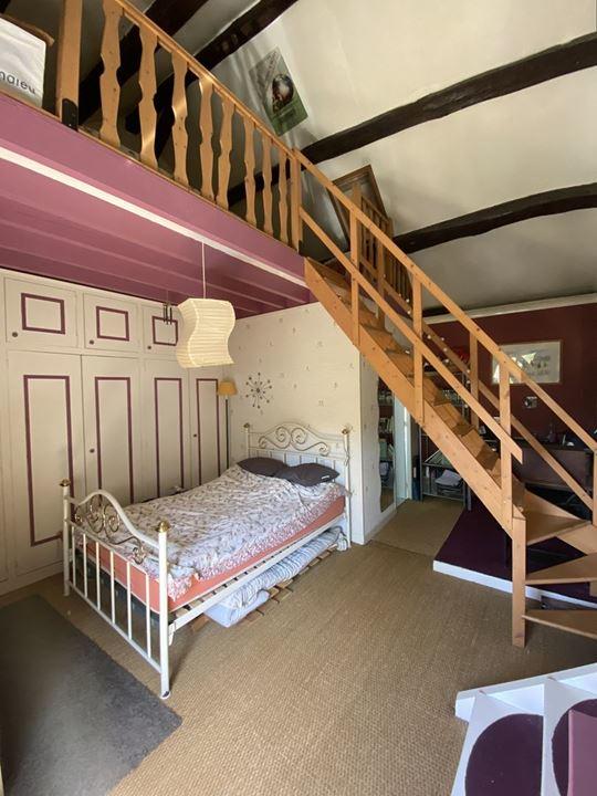 Maison traditionnelle - 200 m² - 7 pièces