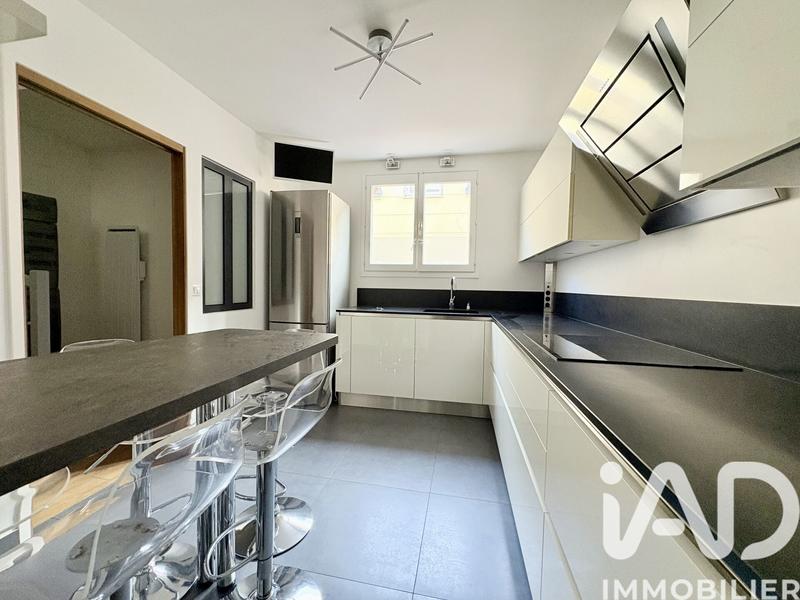 Maison - 145 m² - 6 pièces