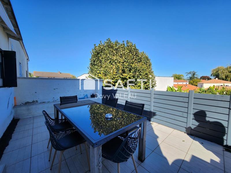 Maison de ville - 200 m² - 9 pièces