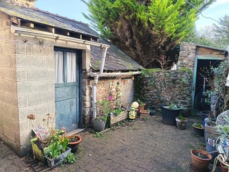 Maison - 145 m² - 10 pièces