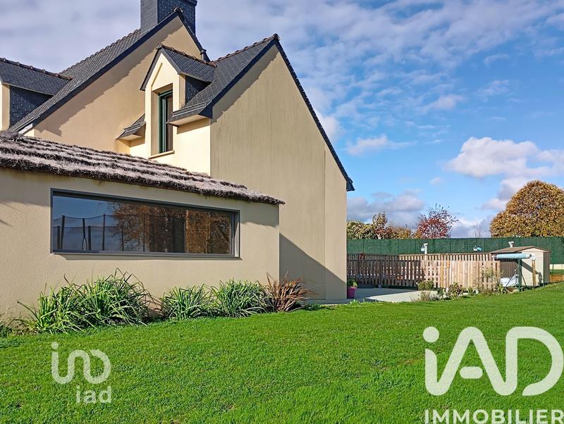 Maison - 174 m² - 8 pièces