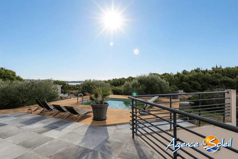 Maison contemporaine - 170 m² - 5 pièces