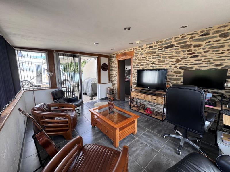 Maison - 92 m² - 4 pièces