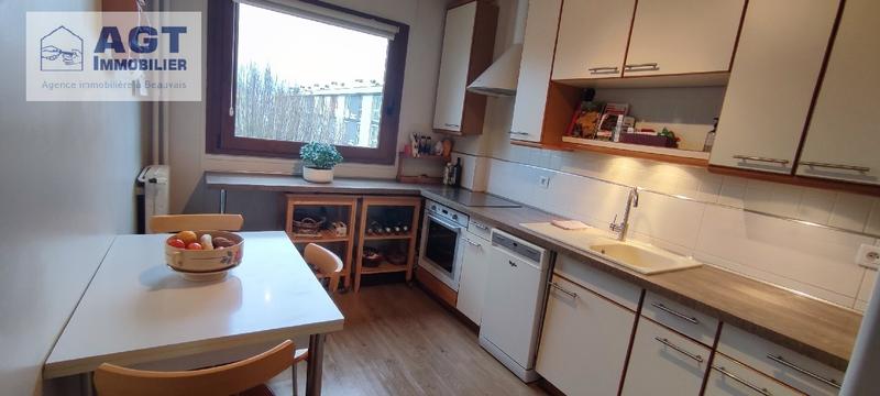 Appartement - 96 m² - 5 pièces