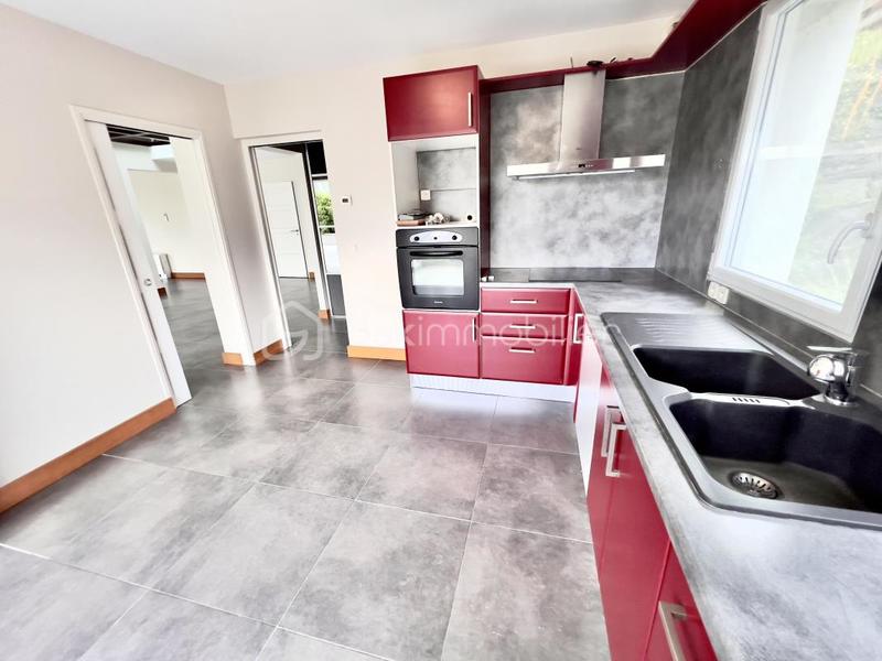 Maison - 177 m² - 6 pièces