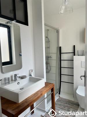 Chambre - 25 m² - 1 pièce