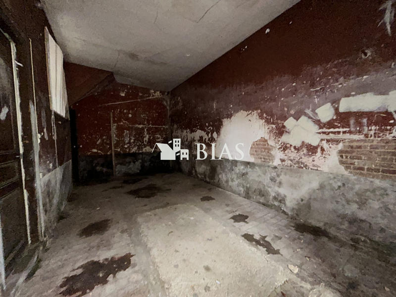 Parking / Garage - 23 m²