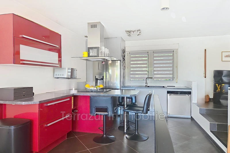 Maison - 157 m² - 4 pièces