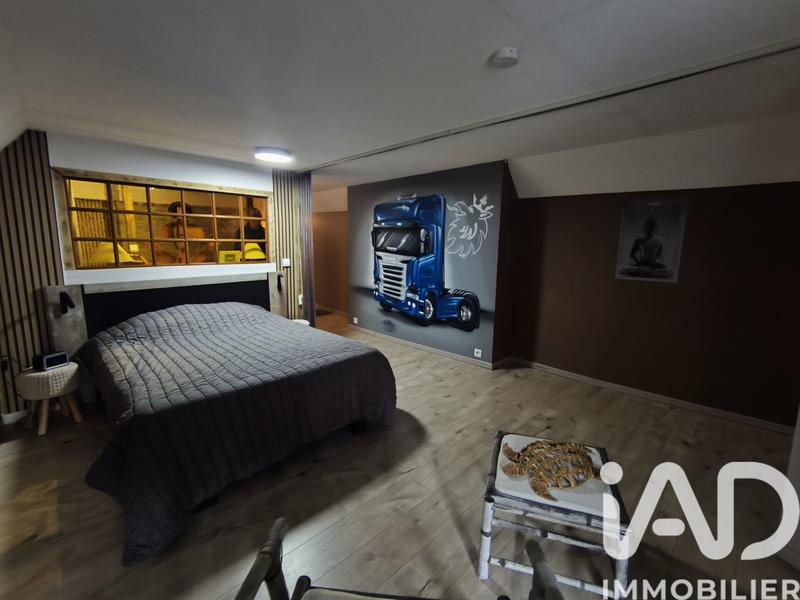 Maison - 150 m² - 5 pièces