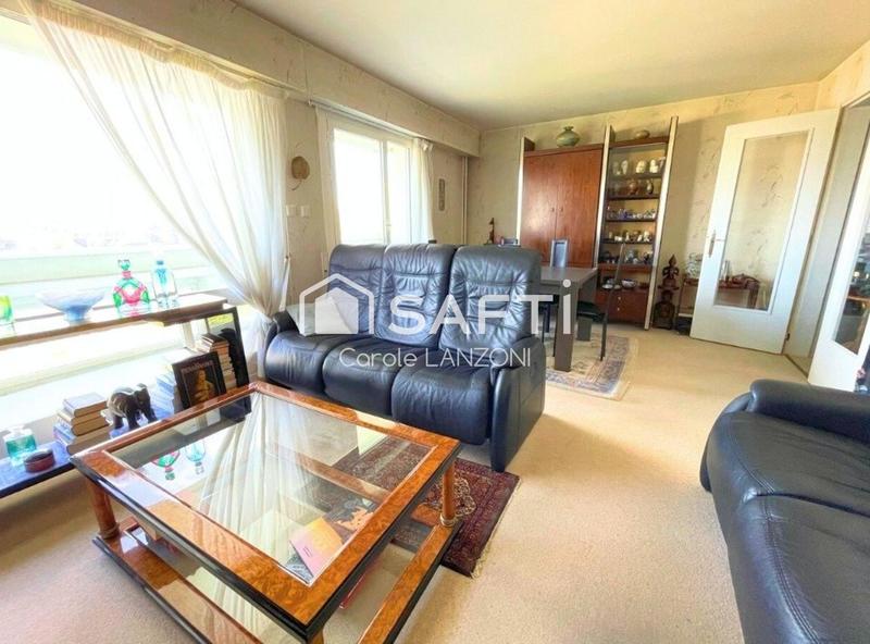 Appartement - 94 m² - 4 pièces