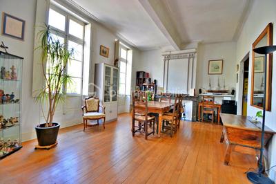 Appartement - 94 m² - 3 pièces