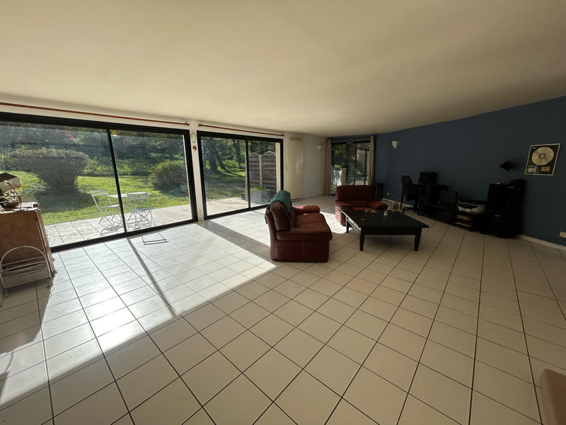 Maison - 184 m² - 5 pièces