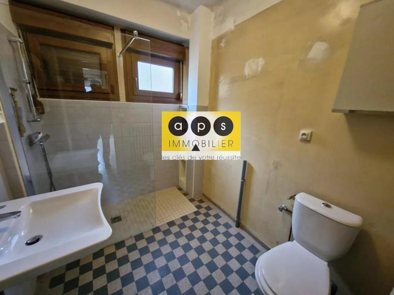 Maison - 80 m² - 5 pièces