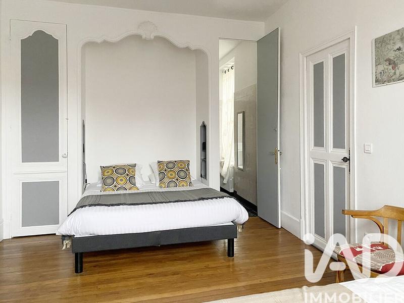 Maison de village - 242 m² - 6 pièces