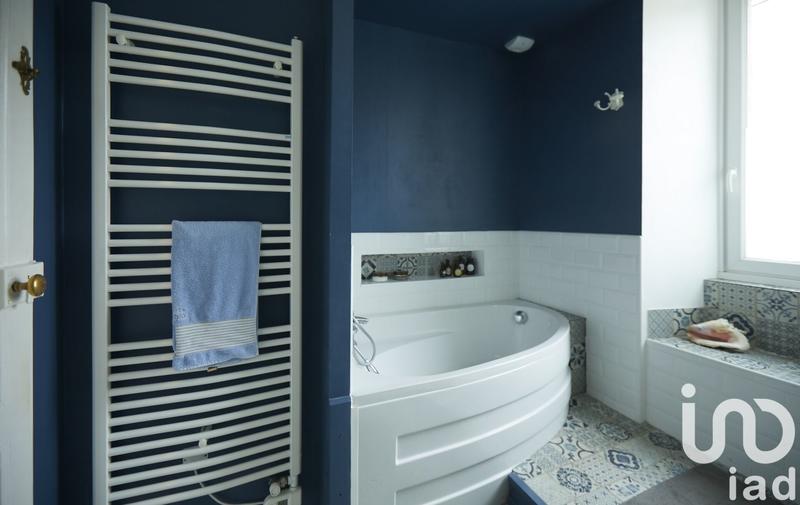 Maison - 164 m² - 8 pièces