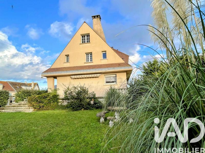 Maison - 170 m² - 6 pièces