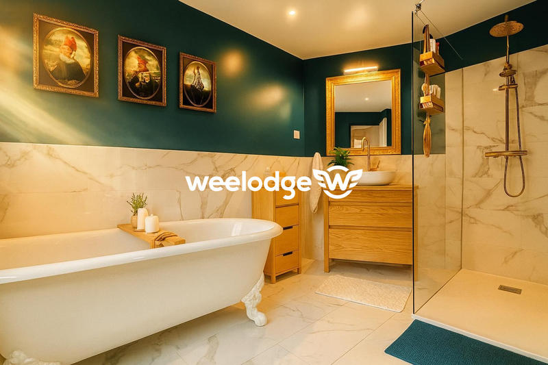 Maison - 90 m² - 5 pièces