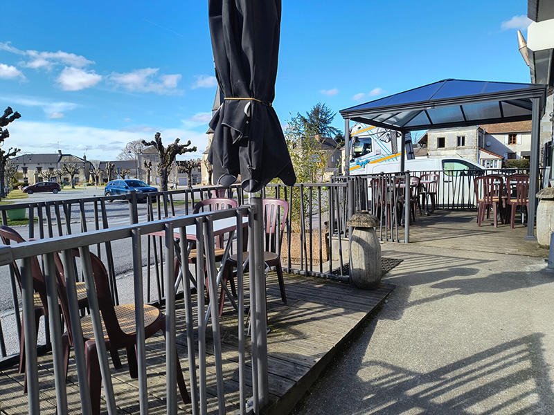 Maison - 150 m² - 9 pièces