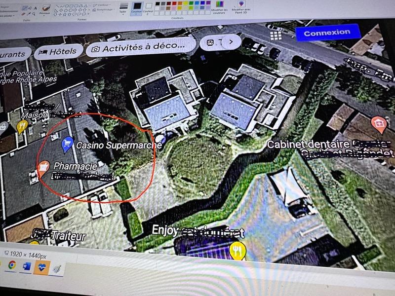 Local commercial - 1 000 m²