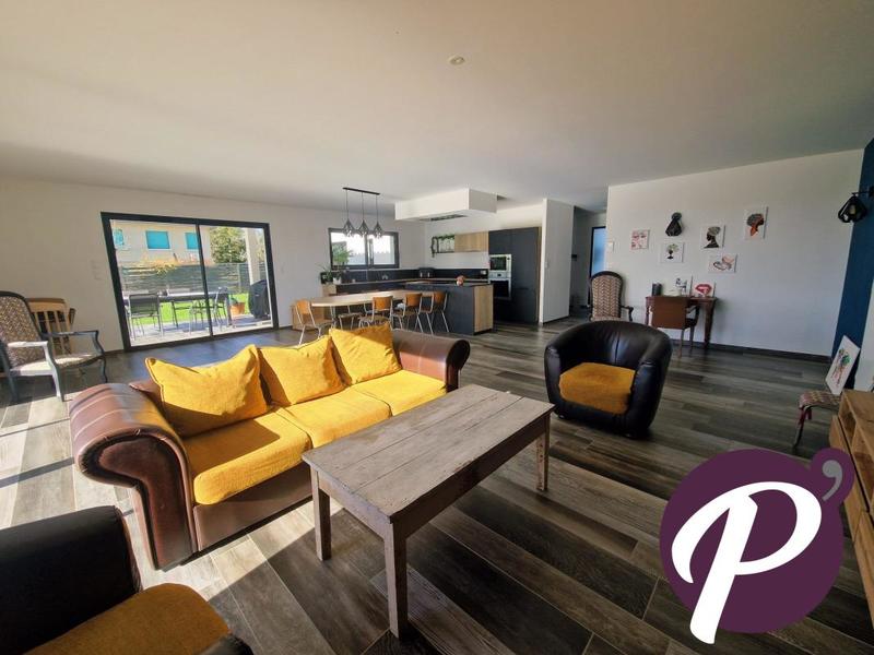 Maison - 158 m² - 6 pièces