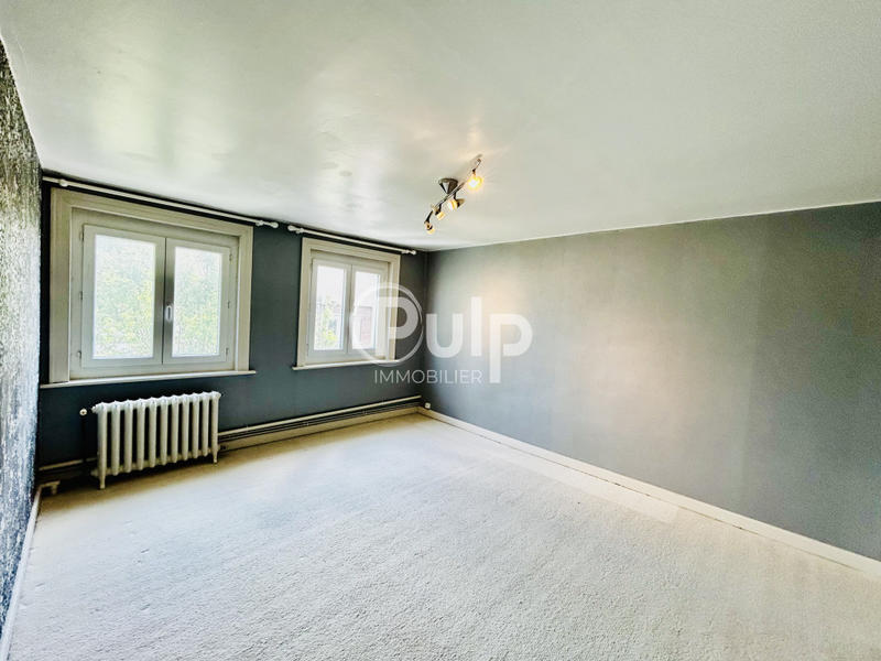 Maison - 313 m² - 10 pièces