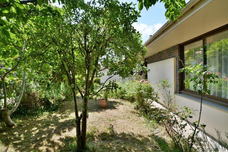 Maison - 96 m² - 5 pièces