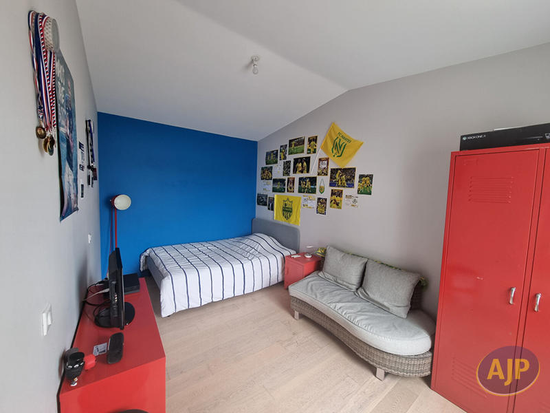 Maison - 155 m² - 6 pièces