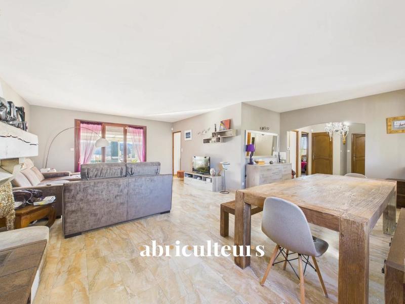 Maison ancienne - 130 m² - 5 pièces