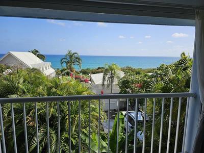 Demeure - 254 m² - 8 pièces