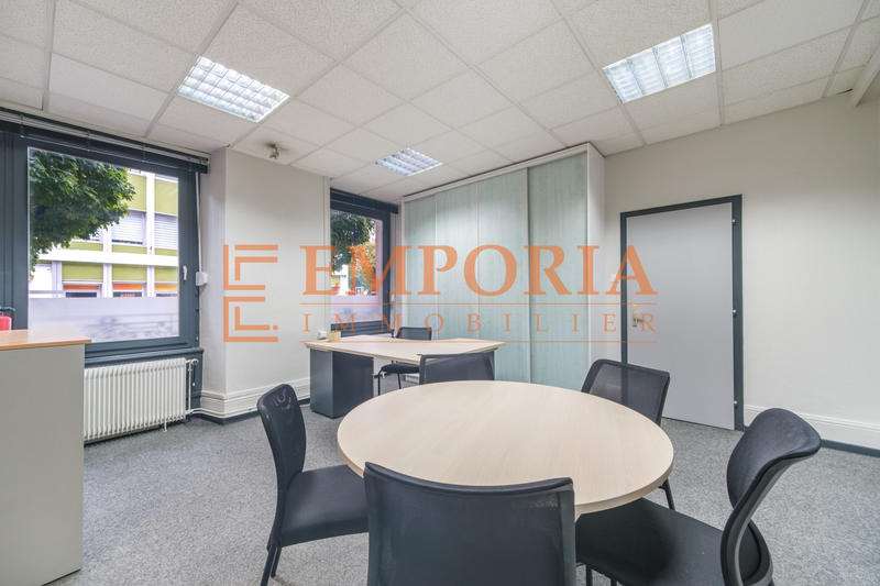 Bureau - 110 m²