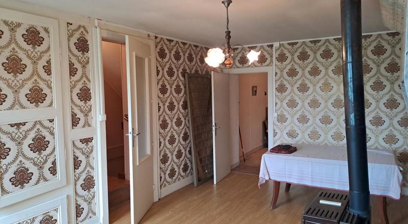 Maison - 254 m² - 8 pièces