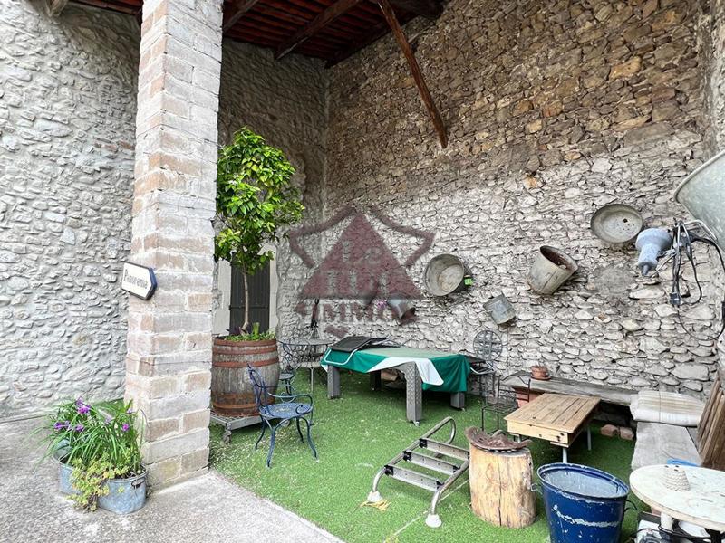 Maison en pierre - 170 m² - 6 pièces