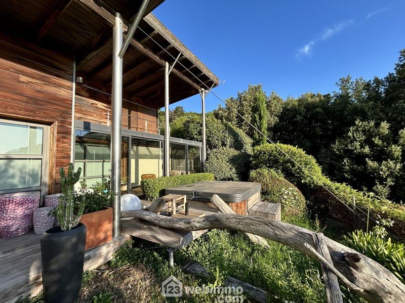 Maison - 175 m² - 4 pièces