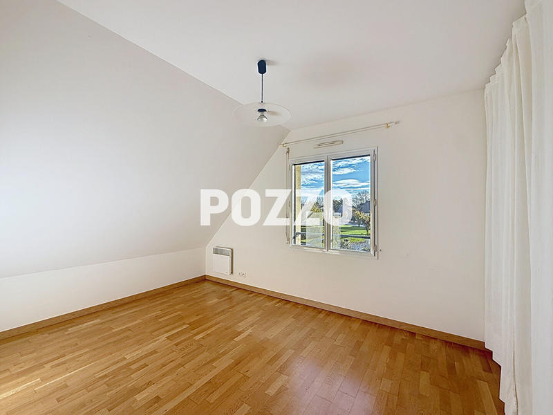Maison - 200 m² - 7 pièces