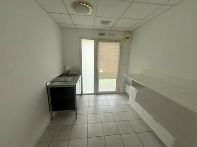 Bureau - 40 m² - 2 pièces