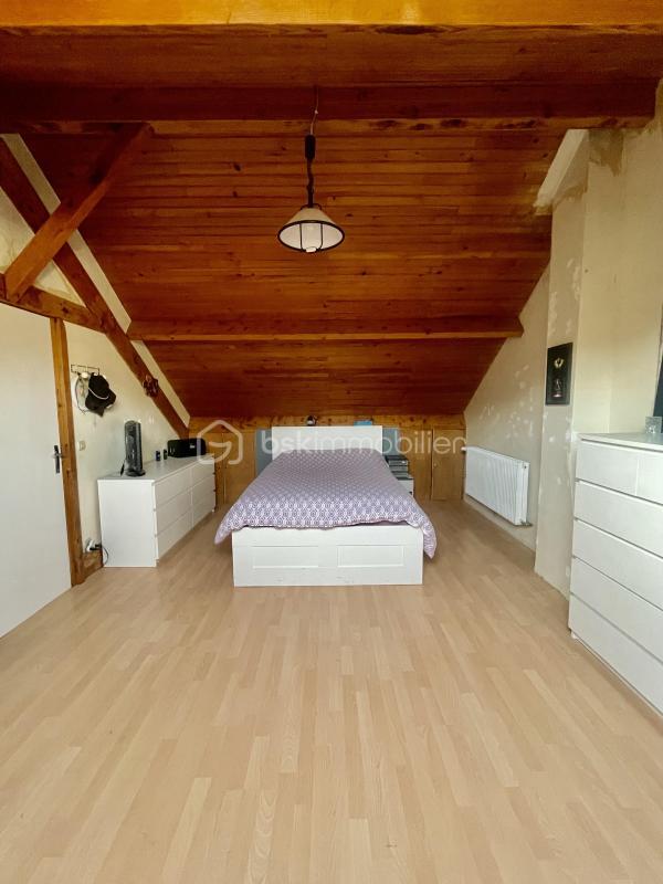 Maison - 159 m² - 7 pièces