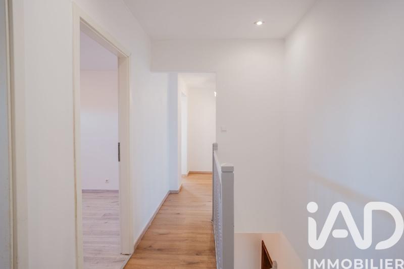 Maison - 217 m² - 9 pièces