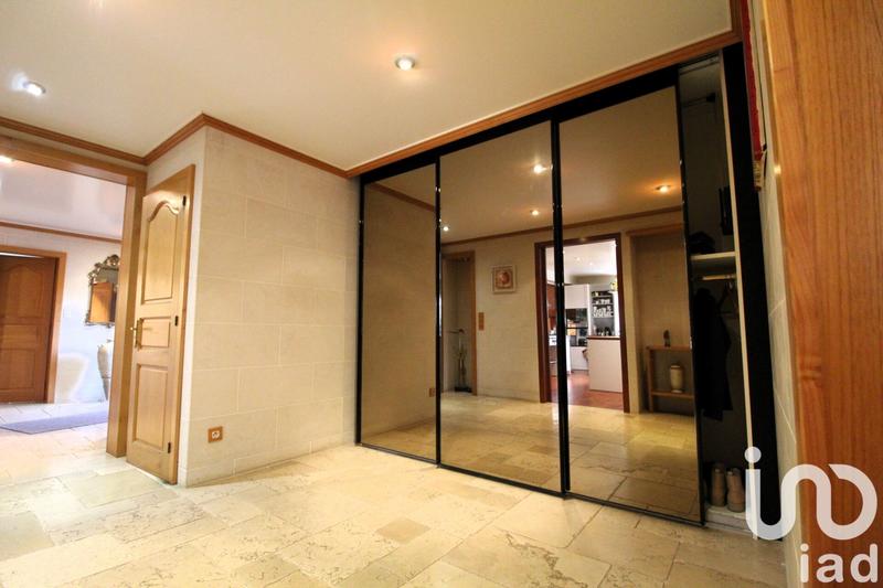 Maison de maîtres - 262 m² - 9 pièces