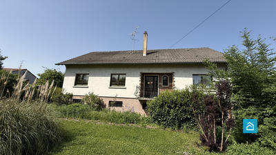 Maison - 230 m² - 7 pièces