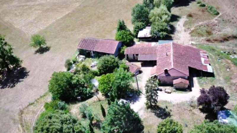 Propriété - 106 m² - 4 pièces