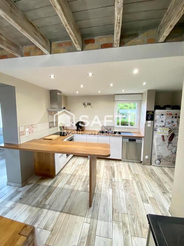 Maison - 160 m² - 10 pièces