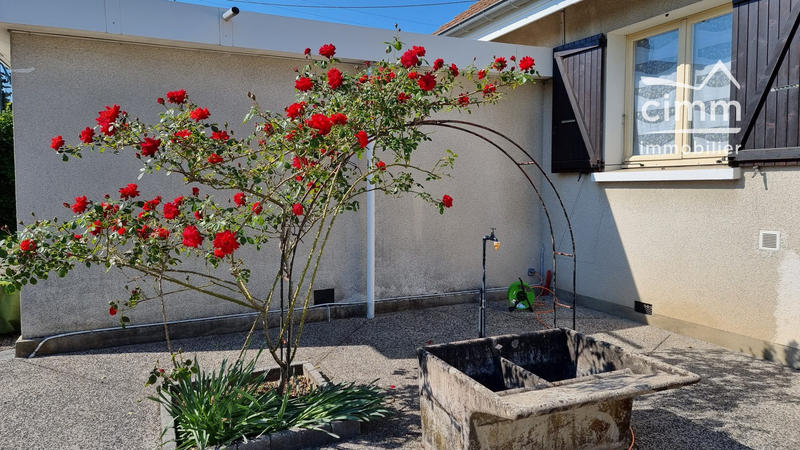 Maison traditionnelle - 64 m² - 5 pièces