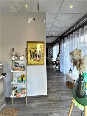 Local commercial - 45 m² - 4 pièces