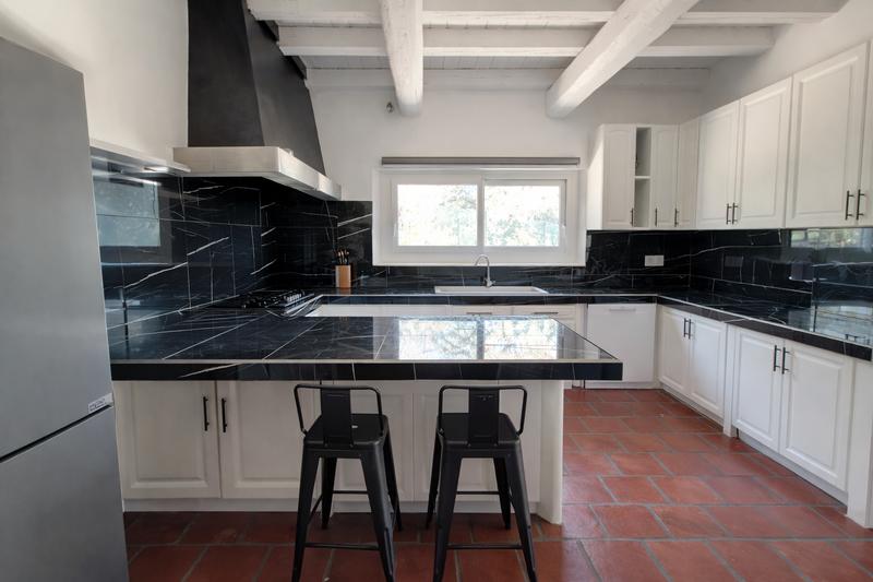 Maison - 208 m² - 5 pièces