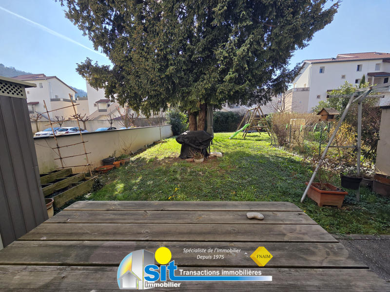 Appartement - 80 m² - 3 pièces