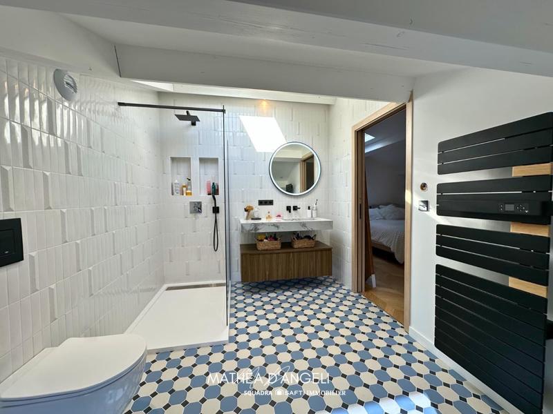 Appartement - 155 m² - 4 pièces