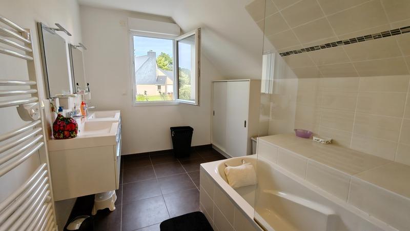 Maison - 157 m² - 7 pièces